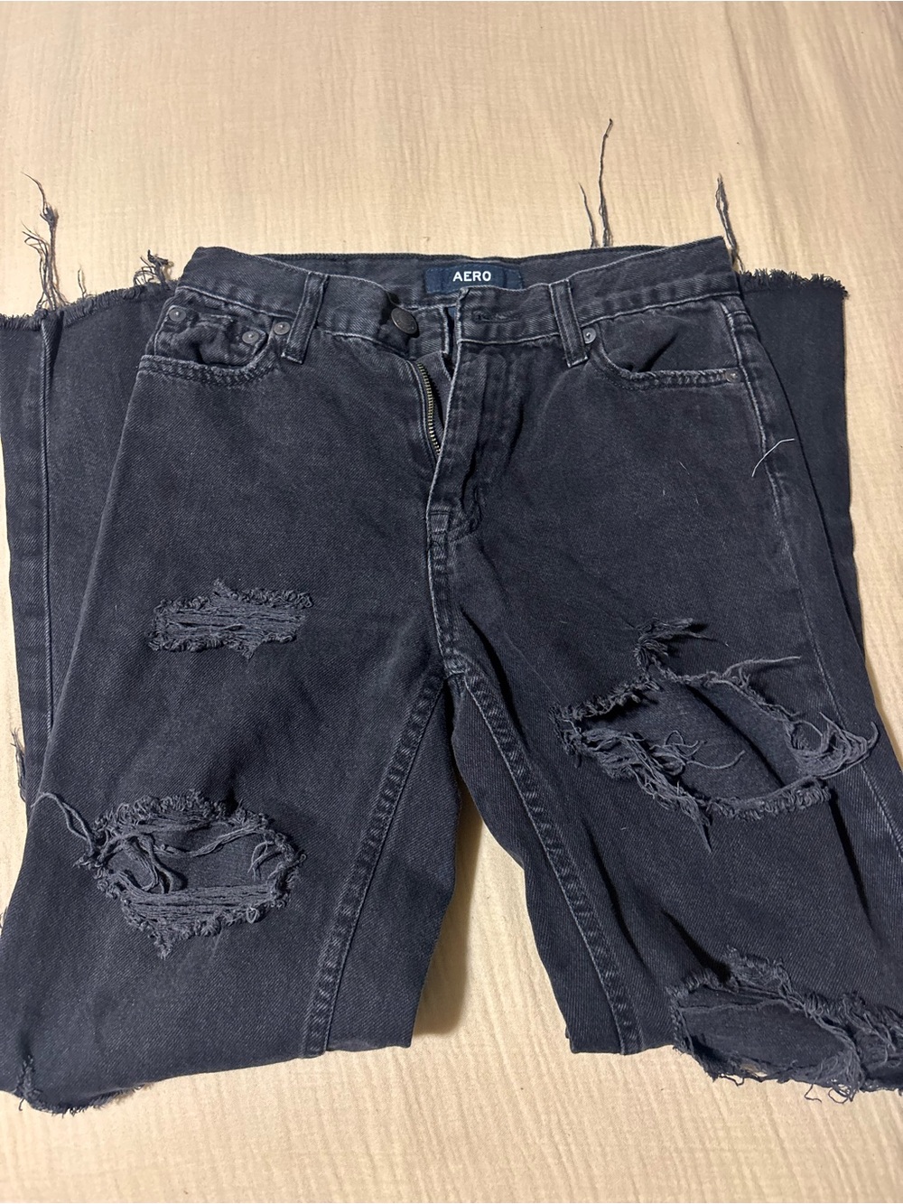 Aeropostale Men's Black Ripped Relaxed Jeans